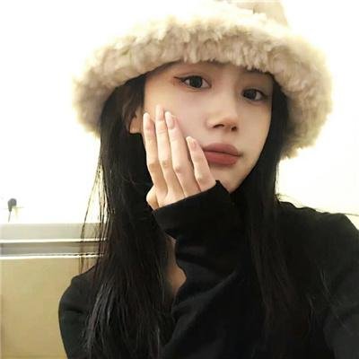 黑色警戒线海报